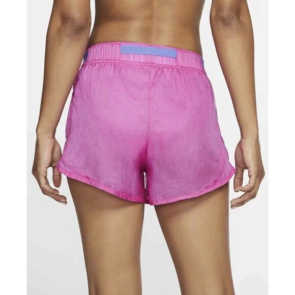 Nike CJ2429 601 Icon Clash Running Shorts Fire Pink Size‎ XL Brand New - Picture 2 of 14